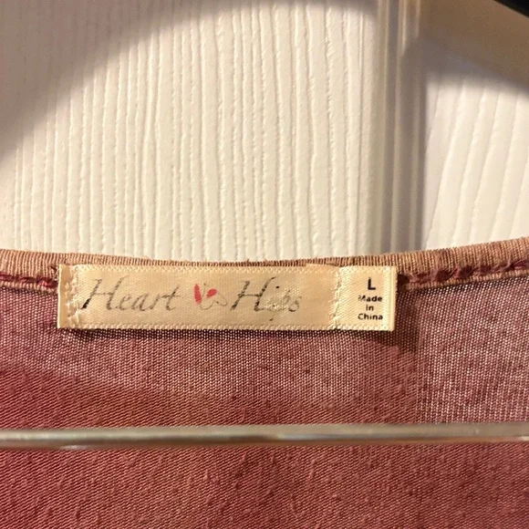 Tie-Dye V-Neck Women Top/dress - Picture 2 of 3